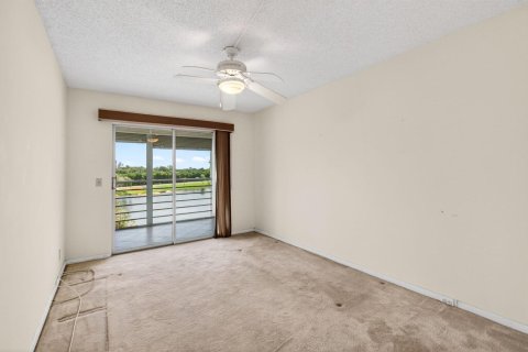 Condo in Boca Raton, Florida, 2 bedrooms  № 2259629 - photo 6