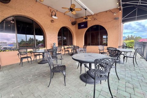 Immobilier commercial à vendre à Port Charlotte, Floride: 536.6 m2 № 2411416 - photo 26