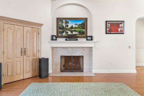 House in Leesburg, Florida 3 bedrooms, 315.87 sq.m. № 2115584 - photo 18