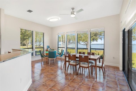 House in Leesburg, Florida 3 bedrooms, 315.87 sq.m. № 2115584 - photo 19
