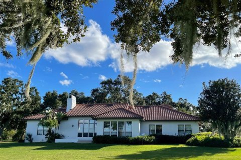 House in Leesburg, Florida 3 bedrooms, 315.87 sq.m. № 2115584 - photo 6