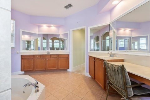 Casa en venta en Apopka, Florida, 4 dormitorios, 252.04 m2 № 1912552 - foto 13