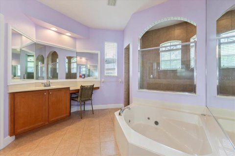 Casa en venta en Apopka, Florida, 4 dormitorios, 252.04 m2 № 1912552 - foto 14