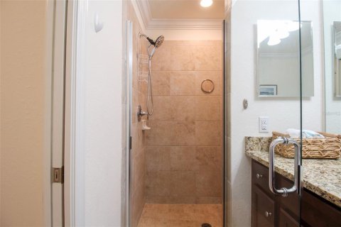 Condo in Bradenton, Florida, 2 bedrooms in LAKEWOOD NATIONAL № 2298770 - photo 19