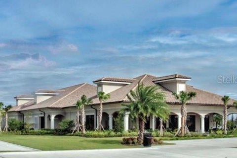 Condo in Bradenton, Florida, 2 bedrooms in LAKEWOOD NATIONAL № 2298770 - photo 4