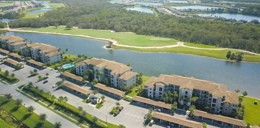 Condo in Bradenton, Florida, 2 bedrooms in LAKEWOOD NATIONAL № 2298770