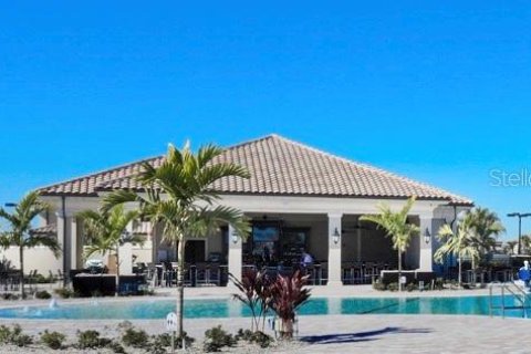 Condo in Bradenton, Florida, 2 bedrooms in LAKEWOOD NATIONAL № 2298770 - photo 5