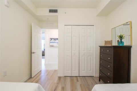 Condo in Bradenton, Florida, 2 bedrooms in LAKEWOOD NATIONAL № 2298770 - photo 26