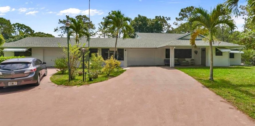 House in Jupiter, Florida 3 bedrooms, 237.74 sq.m. № 1747366