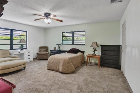House in Jupiter, Florida 3 bedrooms, 237.74 sq.m. № 1747366 - photo 5