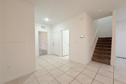 Touwnhouse à louer à Homestead, Floride: 4 chambres, 178.74 m2 № 1845924 - photo 18