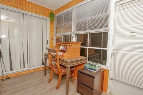 House in Davenport, Florida 4 bedrooms, 156.73 sq.m. № 1793463 - photo 29