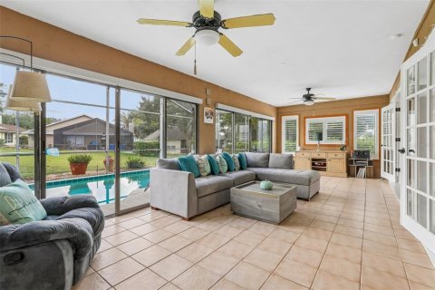 House in Apopka, Florida 2 bedrooms, 204.85 sq.m. № 2330968 - photo 16