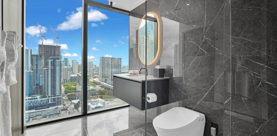 Condo in Miami, Florida, 2 bedrooms № 2255700