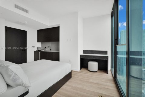 Condo in Miami, Florida, 2 bedrooms № 2255700 - photo 7