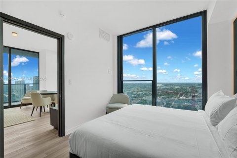 Condo in Miami, Florida, 2 bedrooms № 2255700 - photo 25