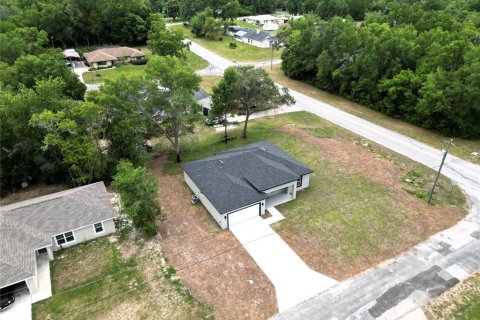 Villa ou maison à vendre à Citrus Springs, Floride: 3 chambres, 142.05 m2 № 1765351 - photo 3