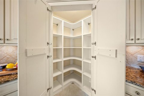 Copropriété à vendre à Bradenton, Floride: 2 chambres, 185.99 m2 № 2212701 - photo 8