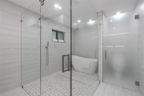 Купить виллу или дом в Саутвест-Ранчес, Флорида 6 спален, 363.81м2, № 1950664 - фото 7