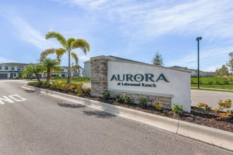Adosado en alquiler en Lakewood Ranch, Florida, 3 dormitorios, 128.21 m2 № 1879544 - foto 1