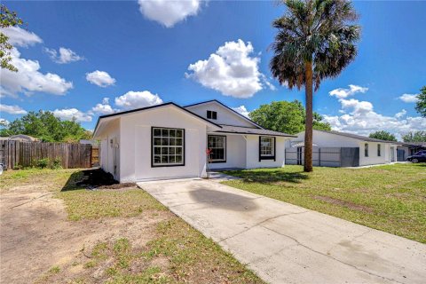 House in Valrico, Florida 3 bedrooms, 116.87 sq.m. № 1613895 - photo 21