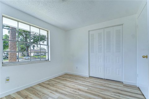 House in Valrico, Florida 3 bedrooms, 116.87 sq.m. № 1613895 - photo 14