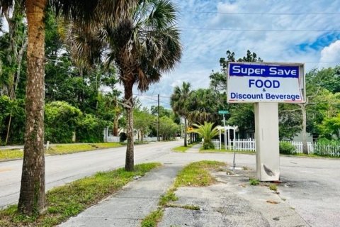Immobilier commercial à vendre à DeLand, Floride: 238.02 m2 № 553768 - photo 6