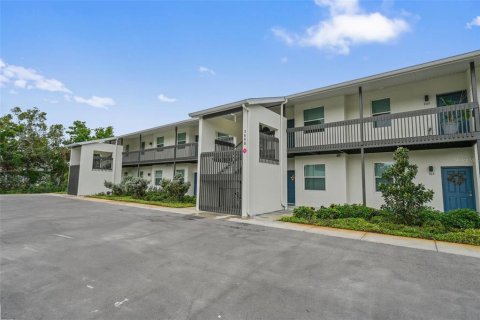 Condo in Saint Petersburg, Florida, 2 bedrooms  № 2267036