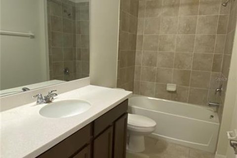 Villa ou maison à louer à Riverview, Floride: 4 chambres, 170.2 m2 № 2219013 - photo 6