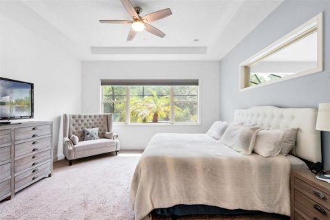 Casa en venta en Orlando, Florida, 4 dormitorios, 193.33 m2 № 1684682 - foto 15
