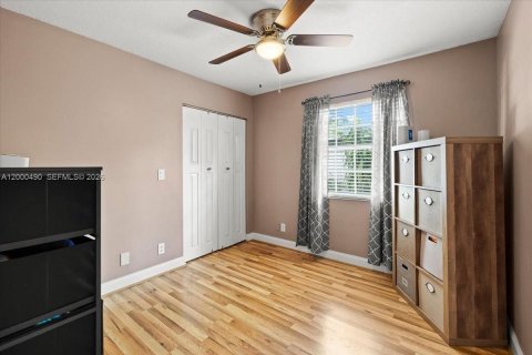 Villa ou maison à vendre à Pembroke Pines, Floride: 3 chambres, 139.54 m2 № 2065315 - photo 16