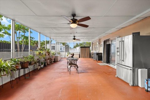 Villa ou maison à vendre à Pembroke Pines, Floride: 3 chambres, 139.54 m2 № 2065315 - photo 18