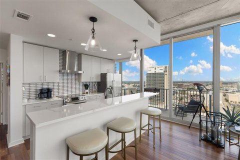 Copropriété à vendre à Tampa, Floride: 2 chambres, 113.43 m2 № 1904259 - photo 14