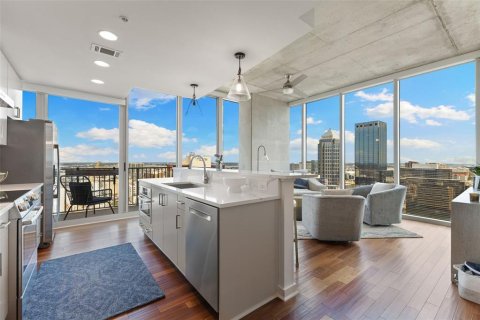 Copropriété à vendre à Tampa, Floride: 2 chambres, 113.43 m2 № 1904259 - photo 7