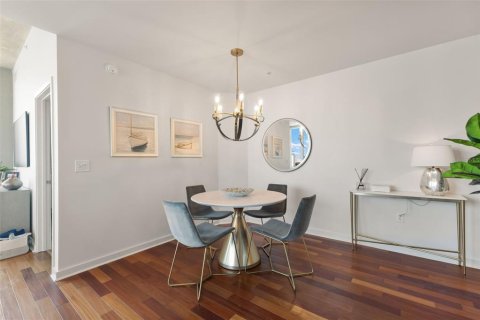 Copropriété à vendre à Tampa, Floride: 2 chambres, 113.43 m2 № 1904259 - photo 6