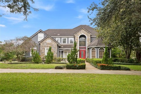 House in Windermere, Florida 5 bedrooms, 392.6 sq.m. № 1901219 - photo 1