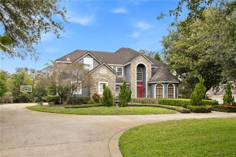 House in Windermere, Florida 5 bedrooms, 392.6 sq.m. № 1901219 - photo 3