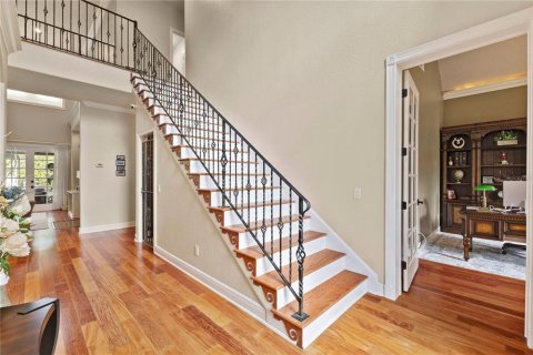 House in Windermere, Florida 5 bedrooms, 392.6 sq.m. № 1901219 - photo 6