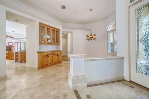 House in Tarpon Springs, Florida 4 bedrooms, 334.26 sq.m. № 2213900 - photo 6