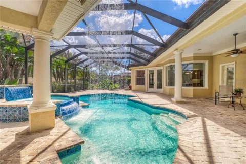 House in Tarpon Springs, Florida 4 bedrooms, 334.26 sq.m. № 2213900 - photo 3