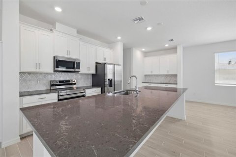 Casa en venta en DeLand, Florida, 4 dormitorios, 235.6 m2 № 1826609 - foto 3