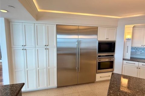 Condominio en alquiler en Sarasota, Florida, 3 dormitorios, 215.07 m2 № 1882999 - foto 14
