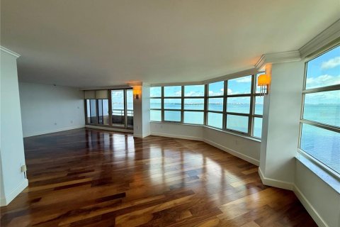 Condominio en alquiler en Sarasota, Florida, 3 dormitorios, 215.07 m2 № 1882999 - foto 22