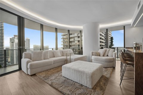 Condominio en alquiler en Miami, Florida, 3 dormitorios, 149.85 m2 № 2010629 - foto 7