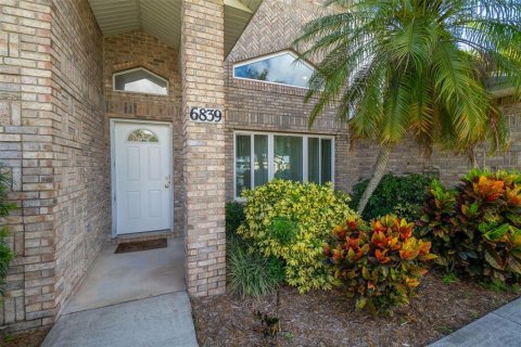 House in PORT ST. JOHN in Cocoa, Florida 4 bedrooms, 183.3 sq.m. № 1847381 - photo 4