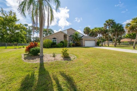 House in PORT ST. JOHN in Cocoa, Florida 4 bedrooms, 183.3 sq.m. № 1847381 - photo 2