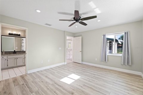 House in PORT ST. JOHN in Cocoa, Florida 4 bedrooms, 183.3 sq.m. № 1847381 - photo 16