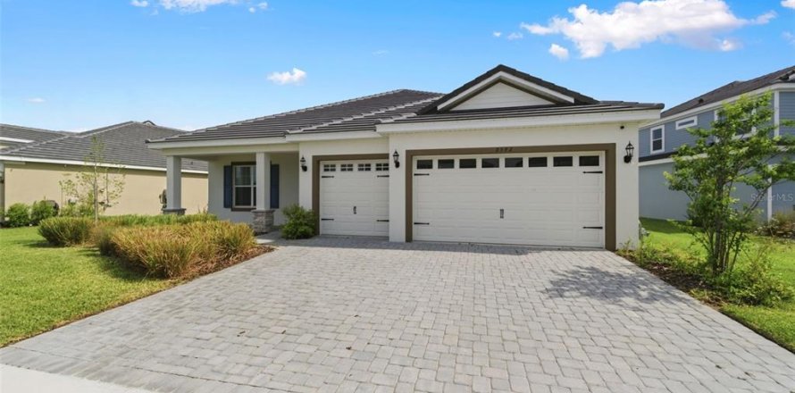 House in Zephyrhills, Florida 4 bedrooms, 252.14 sq.m. № 2110225
