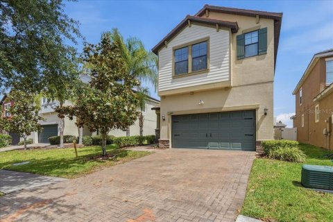 Casa en venta en Brandon, Florida, 4 dormitorios, 263.38 m2 № 2149659 - foto 2