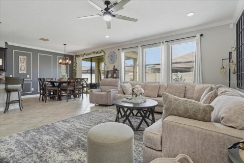 Casa en venta en Brandon, Florida, 4 dormitorios, 263.38 m2 № 2149659 - foto 6
